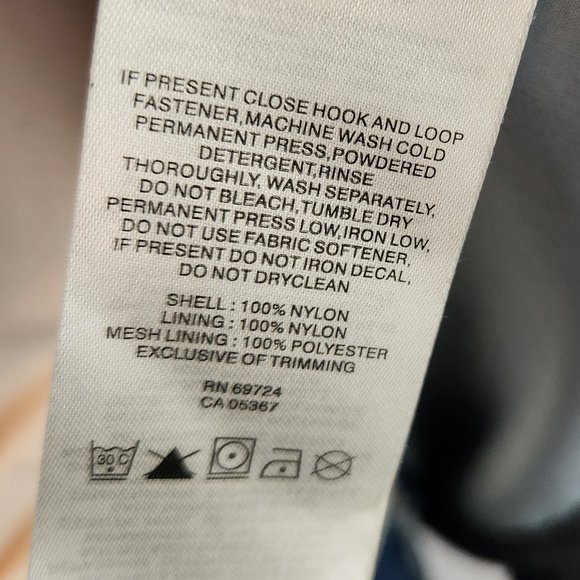 COLUMBIA lightweight waterproof black packable hooded rain jacket - Picture 10 of 11